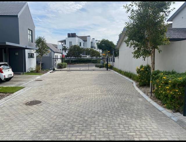 3 BEDROOM HOUSE FOR SALE IN SILVER OAKS